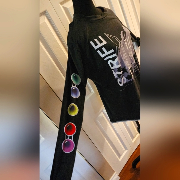 FF7 shirt - Picture 1 of 4